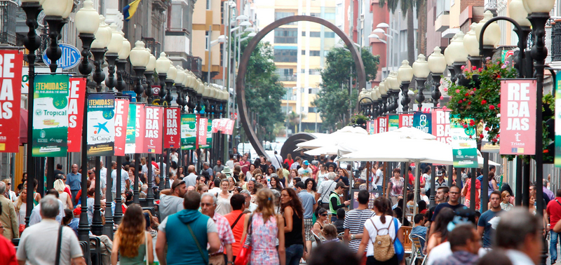 Se ponen en marcha las esperadas ayudas al comercio en pleno boom turístico